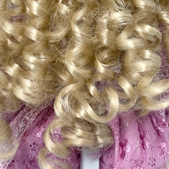 👧🏰🐴Vintage Porcelain doll. - Picture 15 of 16